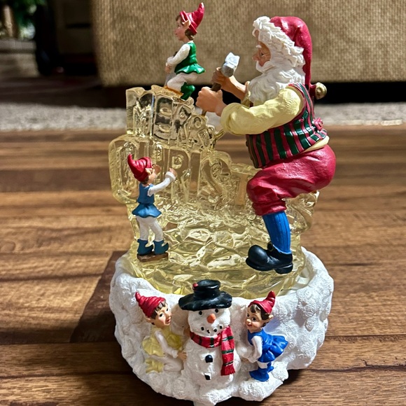 ABC ~Vintage Santa Claus Musical (8 Songs) Lighted Merry Christmas Ice Carving - Picture 3 of 15